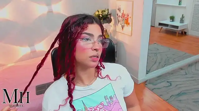 MizzHell online show from 6, 4, 2026