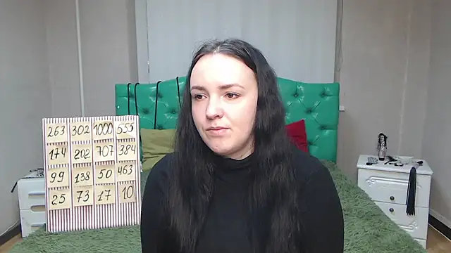 IsabelBlackberry online show from 7, 2, 2025