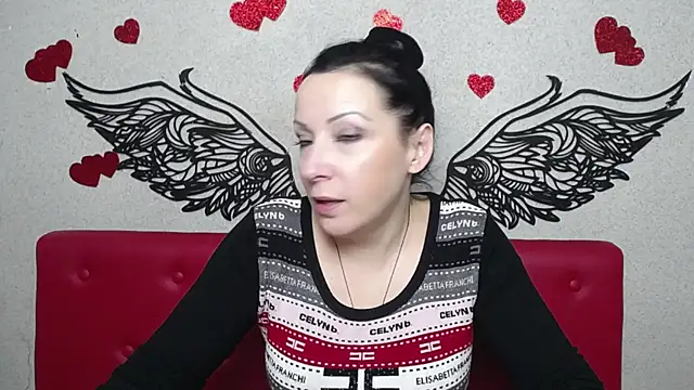 ElizabethSho online show from 7, 3, 2025