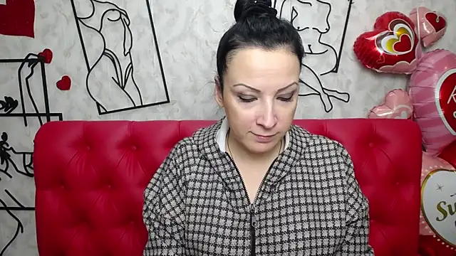 ElizabethSho online show from 10, 3, 2025