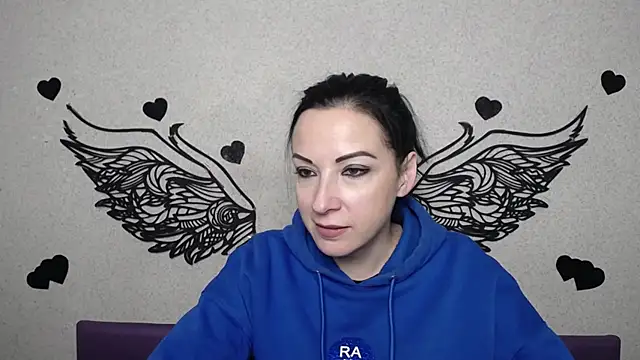 ElizabethSho online show from 7, 2, 2026