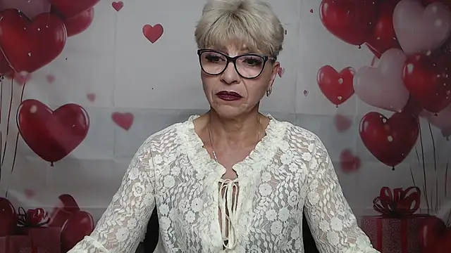 Snapshot of EllaBonito chatting on 24, 5, 2026 EllaBonito online show from 24, 5, 2026