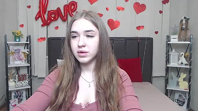 LauraHlot online show from 7, 3, 2026