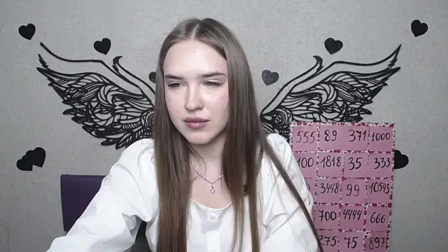 LauraHlot online show from 16, 4, 2026