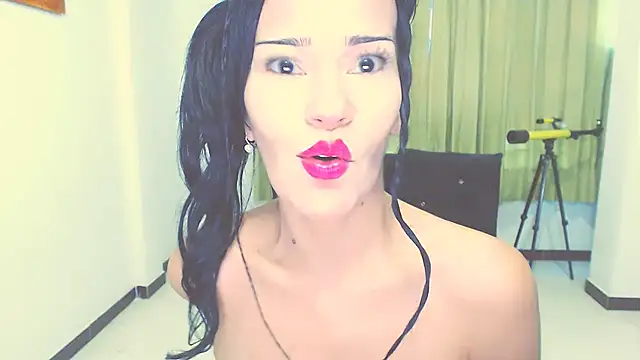 Snapshot of Stephanie520 chatting on 24, 9, 2025 Stephanie520 online show from 24, 9, 2025