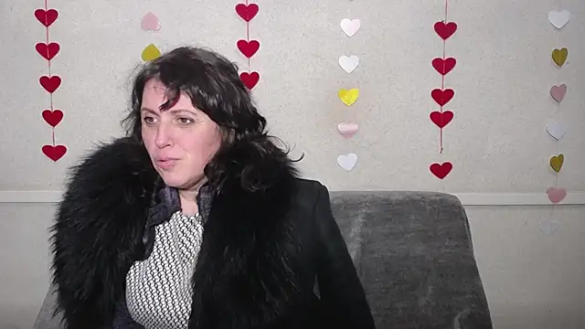 LuciaMii online show from 18, 2, 2025