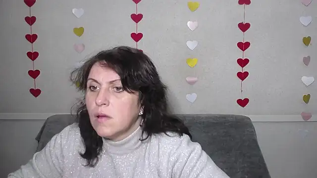 LuciaMii online show from 23, 2, 2025