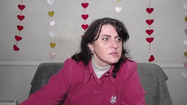 LuciaMii online show from 27, 2, 2025