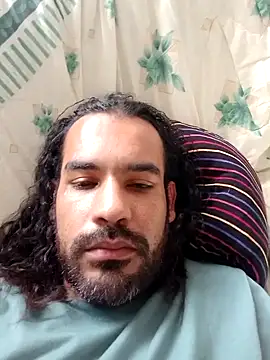Snapshot of taylorWiiz chatting on 5, 1, 2025 taylorWiiz online show from 5, 1, 2025