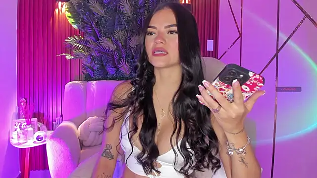 Snapshot of foxxxmegan chatting on 27, 2, 2026 foxxxmegan online show from 27, 2, 2026