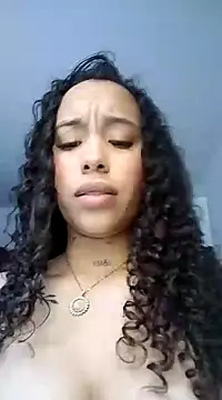 Snapshot of MarieLeon chatting on 18, 1, 2025 MarieLeon online show from 18, 1, 2025