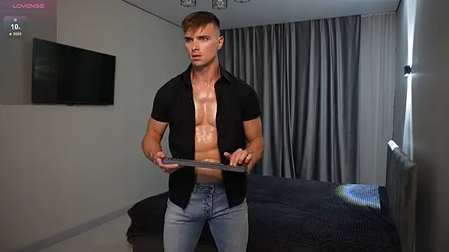 Nik Sharp online show from 23, 9, 2025