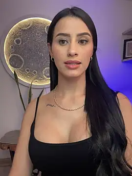 SarahhSmitth1 online show from 17, 3, 2025