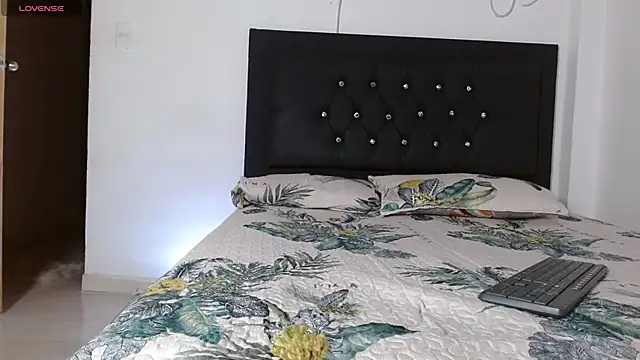 Snapshot of Adele_Rush chatting on 18, 9, 2025 Adele Rush online show from 18, 9, 2025