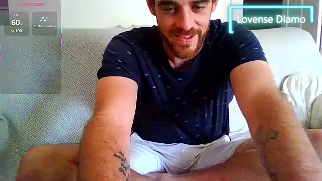 Snapshot of _NakedChef_ chatting on 1, 10, 2025 NakedChef online show from 1, 10, 2025