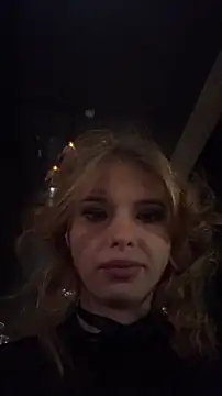 MisssLola online show from 5, 3, 2026