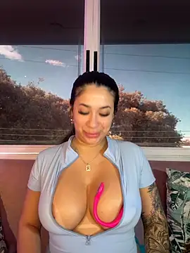 Snapshot of kiim_taaylor chatting on 19, 9, 2025 kiim taaylor online show from 19, 9, 2025