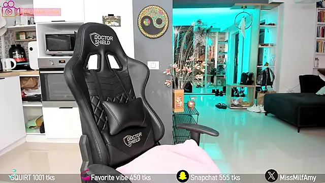 AmySuperHeroes online show from 10, 2, 2025