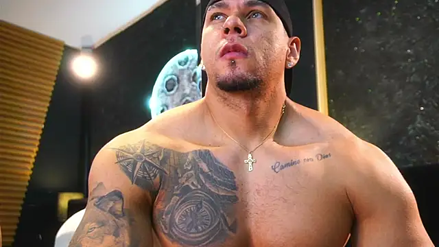 MassimoWalton2 online show from 5, 11, 2025