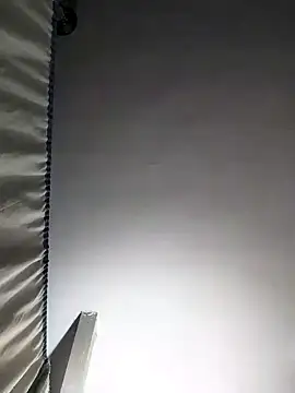 Snapshot of SweetLeila40 chatting on 2, 2, 2025 SweetLeila40 online show from 2, 2, 2025