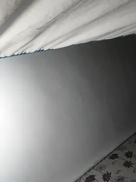 Snapshot of SweetLeila40 chatting on 16, 2, 2025 SweetLeila40 online show from 16, 2, 2025