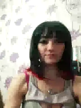 Snapshot of SweetLeila40 chatting on 4, 3, 2025 SweetLeila40 online show from 4, 3, 2025