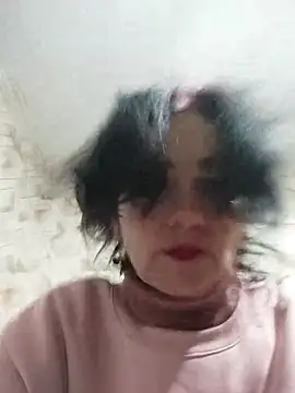 Snapshot of SweetLeila40 chatting on 30, 11, 2025 SweetLeila40 online show from 30, 11, 2025