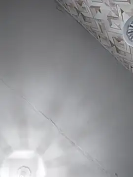 SweetLeila40 online show from 1, 2, 2026