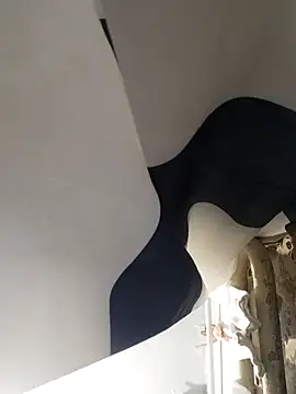 SweetLeila40 online show from 3, 4, 2026