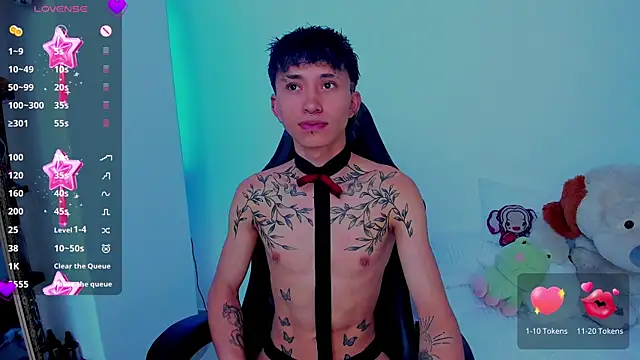 Snapshot of juniior_2311_ chatting on 8, 11, 2025 juniior 2311 online show from 8, 11, 2025