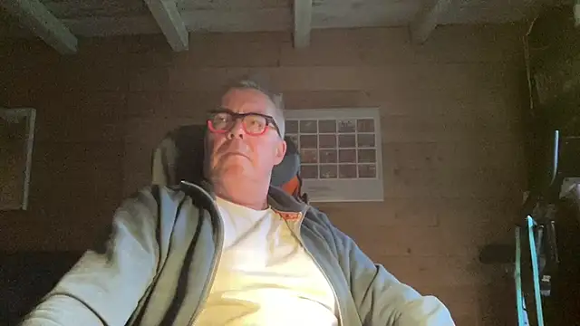 Snapshot of lelohop chatting on 6, 4, 2026 lelohop online show from 6, 4, 2026