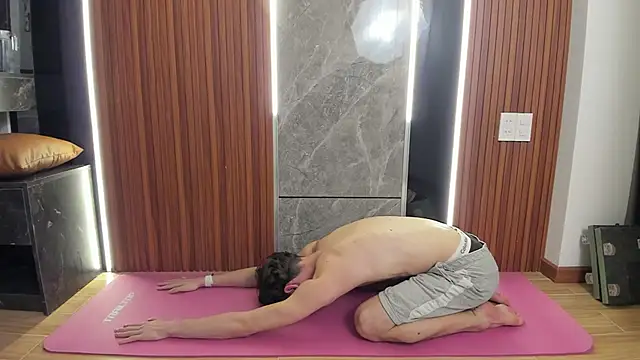 calvin love you online show from 18, 4, 2026