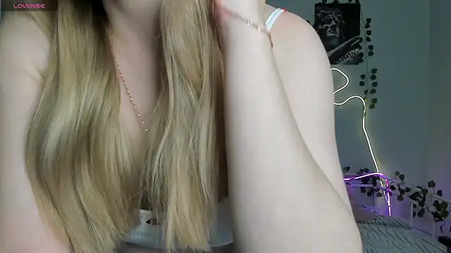 Snapshot of Melissa_babs chatting on 7, 12, 2024 Melissa babs online show from 7, 12, 2024