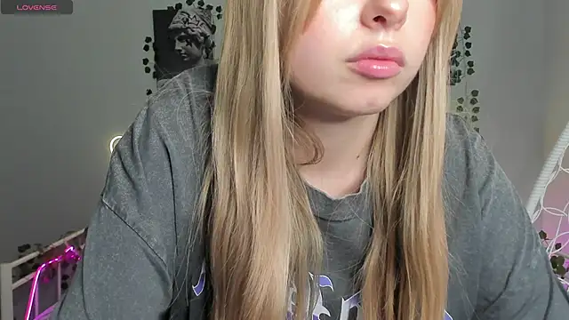 Snapshot of Melissa_babs chatting on 8, 1, 2025 Melissa babs online show from 8, 1, 2025