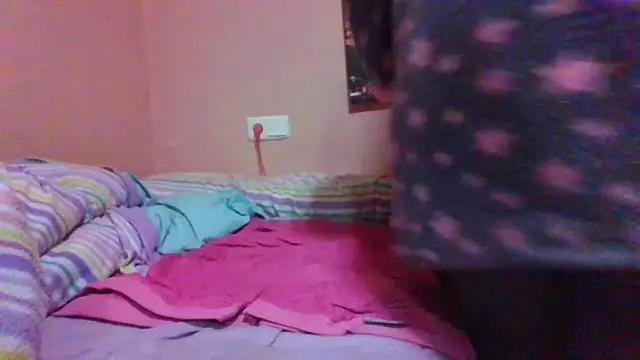 maria38xxx online show from 1, 1, 2025