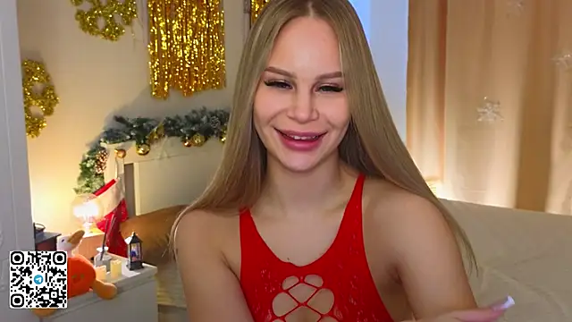 Snapshot of CassieMurr chatting on 25, 12, 2024 CassieMurr online show from 25, 12, 2024