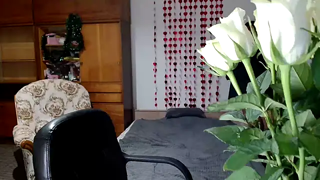 Annet1912 online show from 12, 2, 2025