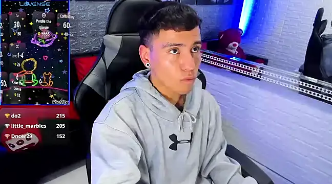 salvadorgomezx online show from 26, 12, 2024