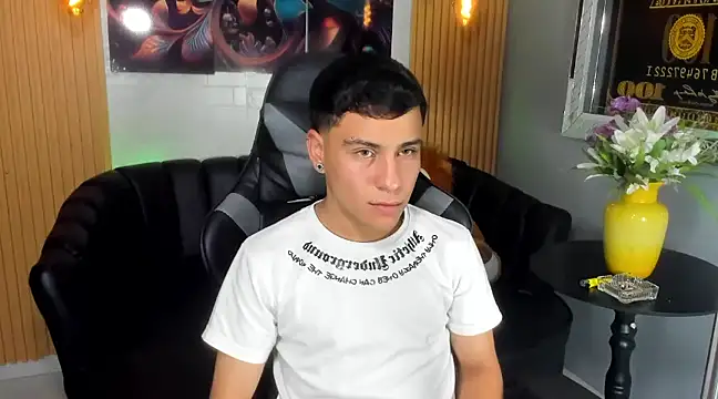 salvadorgomezx online show from 23, 1, 2025