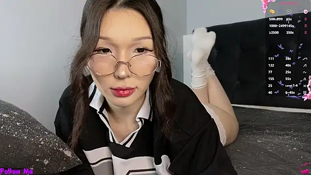 Snapshot of Rin_Aooki chatting on 13, 9, 2025 Rin Aooki online show from 13, 9, 2025