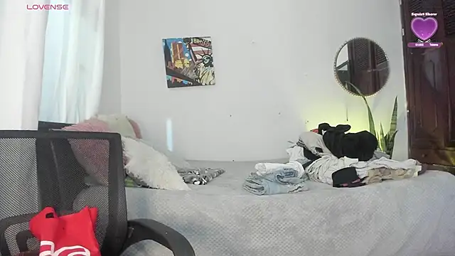 Snapshot of Sophie_sweett19 chatting on 14, 11, 2025 Sophie sweett19 online show from 14, 11, 2025