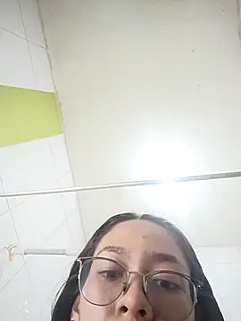 Sophie sweett19 online show from 20, 4, 2026