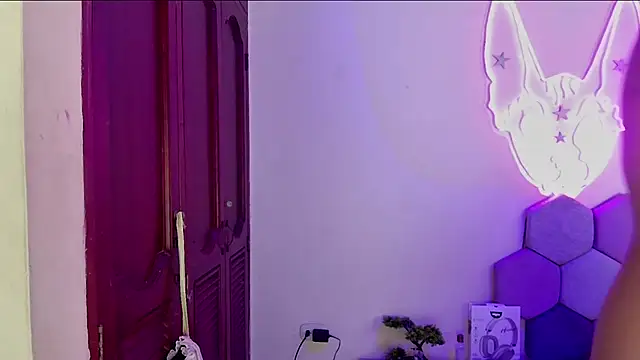 Horny tgn online show from 7, 3, 2025