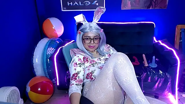 Snapshot of X_CHERRY_XX chatting on 11, 12, 2024 X CHERRY XX online show from 11, 12, 2024