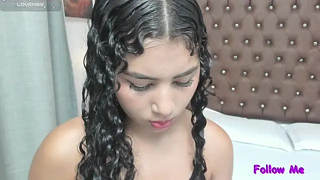 joselyn sexy  online show from 28, 12, 2024