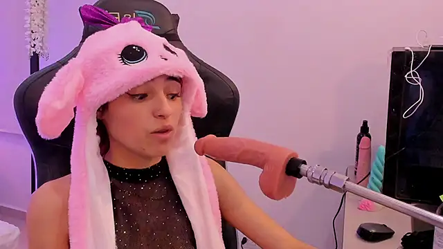 sofiarouge online show from 27, 1, 2025