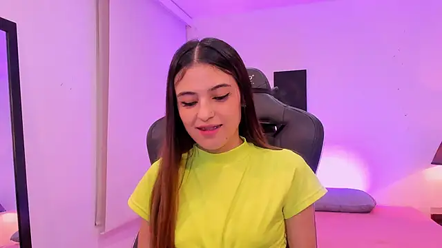 sofiarouge online show from 2, 12, 2025