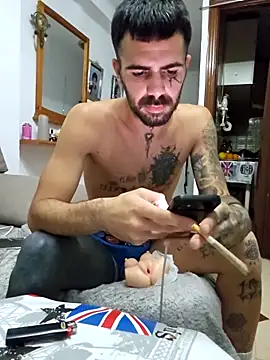 Snapshot of charlye_inkkkk chatting on 8, 3, 2025 charlye inkkkk online show from 8, 3, 2025