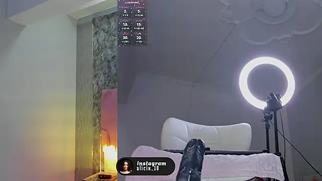 Snapshot of aliccecooper chatting on 28, 2, 2026 aliccecooper online show from 28, 2, 2026