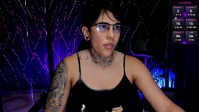 ZhoeStrong online show from 2, 2, 2026